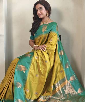 Yellow dual tone silk sarees with zari weaves contrast pallu & designer border 1