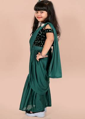 Green velvet plain pre stitched saree with stitched blouse for girls 2