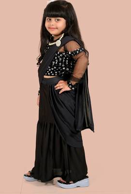Black velvet plain pre stitched saree with stitched blouse for girls 1