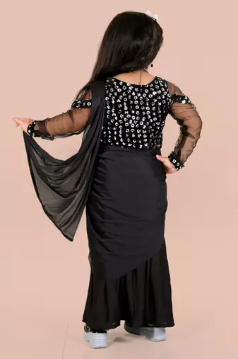 Black velvet plain pre stitched saree with stitched blouse for girls