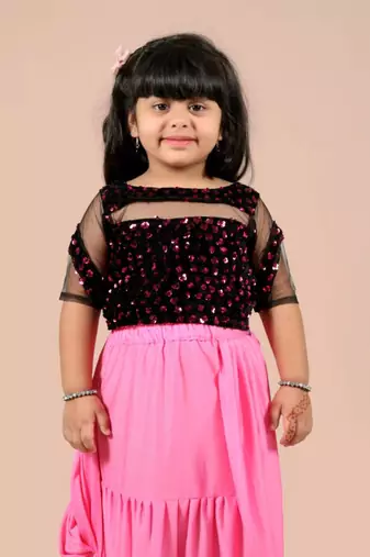 Pink velvet plain pre stitched saree with stitched blouse for girls