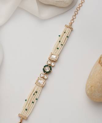 Gold plated white pearls bracelet 2