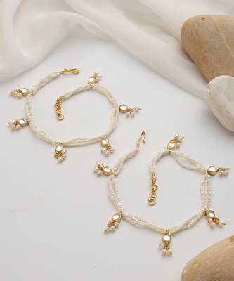 gold plated white pearls anklet 2