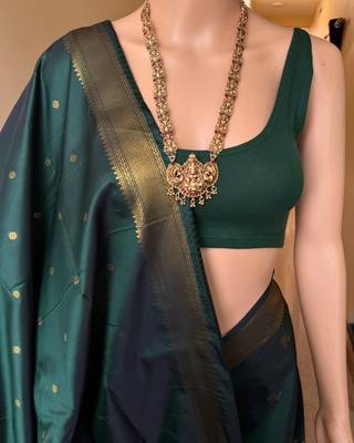Green silk blend saree with blouse 4