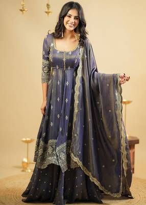 Dual Tone LIGHT PURPLE EMBROIDERY WORK Suit Set 4