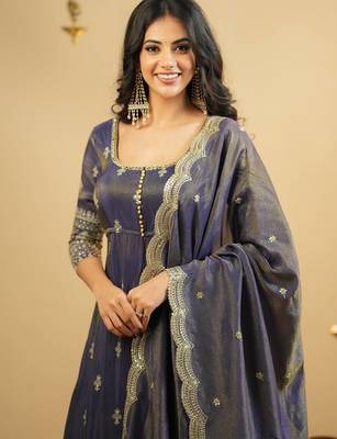 Dual Tone LIGHT PURPLE EMBROIDERY WORK Suit Set 5