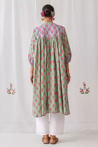 Green cotton embroidered kurta set