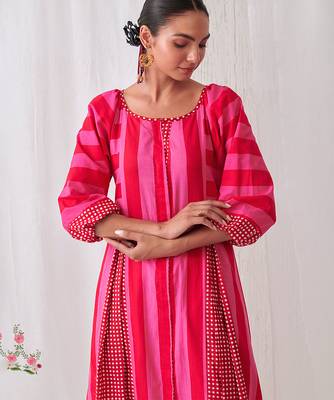 Pink cotton dot printed kurta set 4