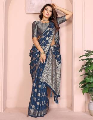 Navy georgette Art silk blend saree with weaving zari work 2