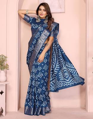 Navy bandhej Art silk blend saree with zari weaving work 2