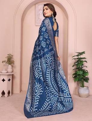 Navy bandhej Art silk blend saree with zari weaving work 3