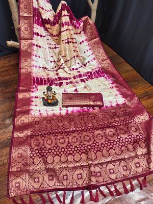 Pink soft satin Art silk blend saree with zari weaving work 1