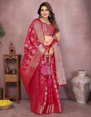 Red soft organza banarasi Art silk blend saree with zari weaving work 3