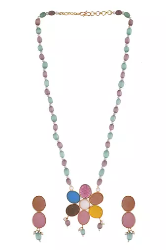 Gold-plated kundan-studded & beaded jewellery set