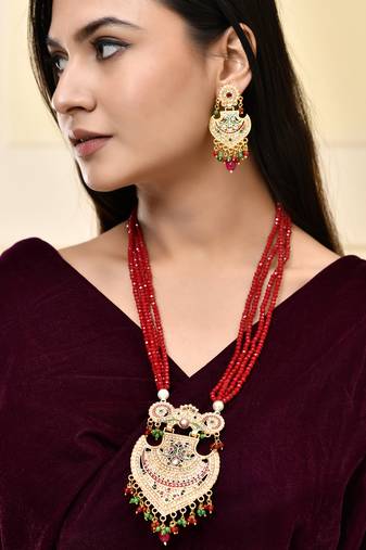 Gold-plated beaded necklace set gold pendant & matching earrings