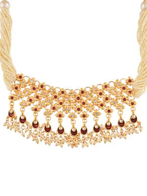 Gold-plated kundan-studded & beaded jewellery set 2