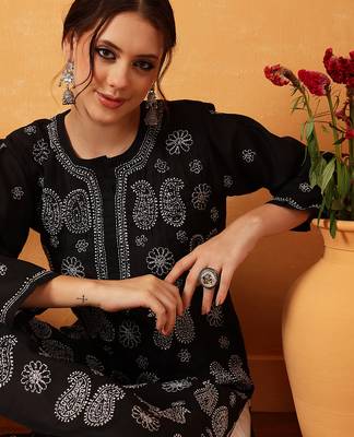 hand embroidered black cotton lucknowi chikankari straight kurta 4