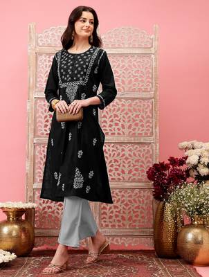 hand embroidered black cotton lucknowi chikankari straight kurta 3