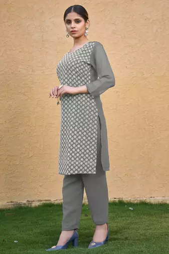 Grey color thread embroidery georgette kurti
