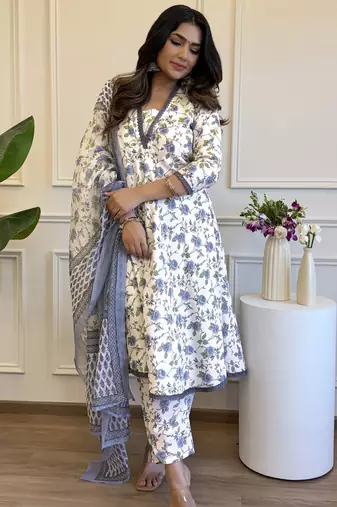 Off white color beautiful and formal wear kurta set for trendy girls