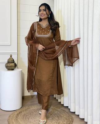 Brown color beautiful and formal wear kurta set for trendy girls 4