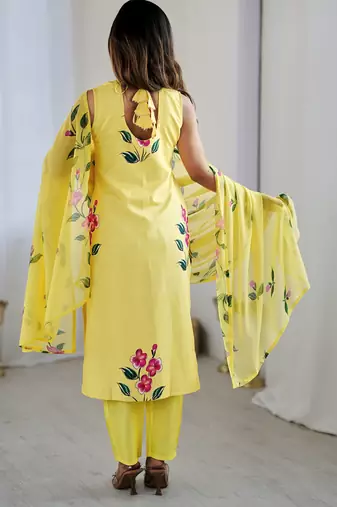 Yellow color beautiful and formal wear kurta set for trendy girls