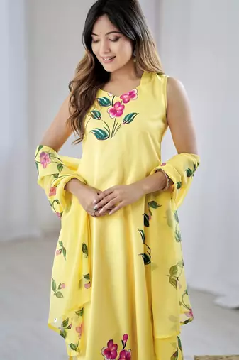 Yellow color beautiful and formal wear kurta set for trendy girls