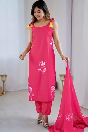Pink color beautiful and formal wear kurta set for trendy girls