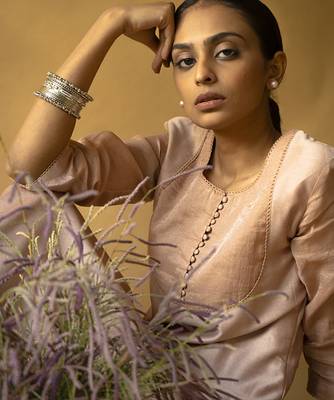 Beige chanderi plain kurta set 3