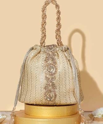 Gold silk embroidered tote bag 2