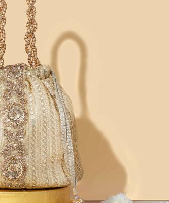Gold silk embroidered tote bag 3