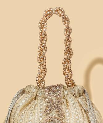 Gold silk embroidered tote bag 4