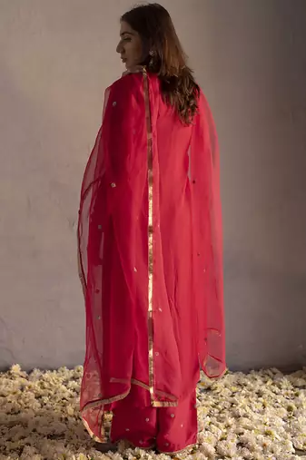 Red georgette embroidered kurta set