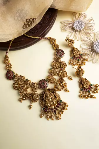 Gold plated laxmi necklace set