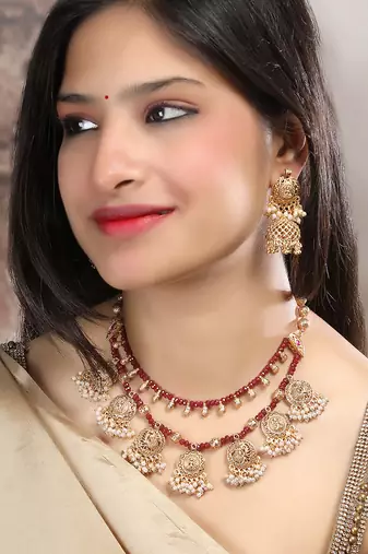 Gold plated red onyx filigree necklace set