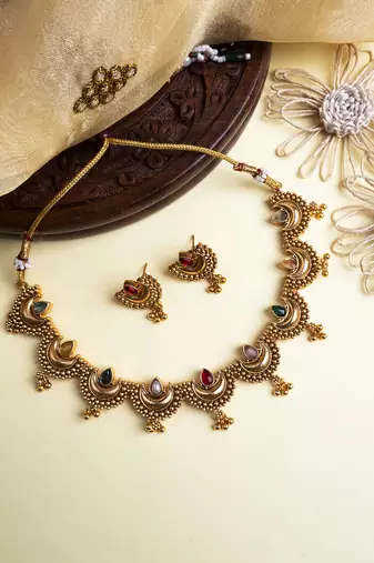 Gold plated multicolor kemp half moon necklace set