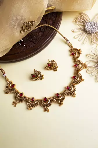 Gold plated red kemp half moon necklace set