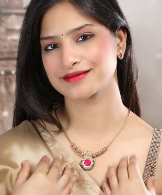 Red meenakari and beads necklace set 2