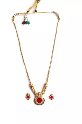 Red meenakari and beads necklace set