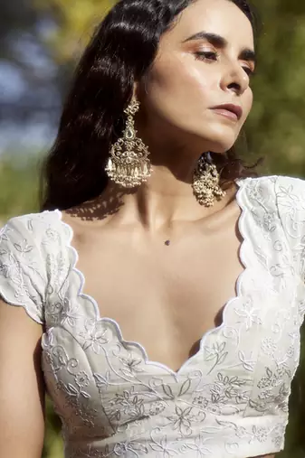 white organza plain Lehenga