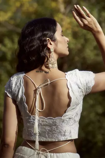 white organza plain Lehenga