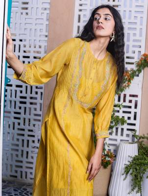 Chanderi embroidered straight mustard camellia kurta Set 5