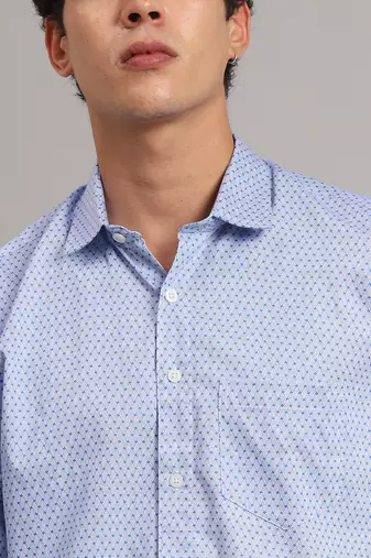 Men blue printed shirt