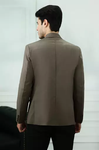 Men's brown blazer