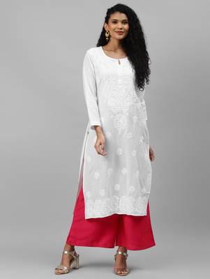 Hand embroidered white cotton lucknowi chikankari straight kurta 4