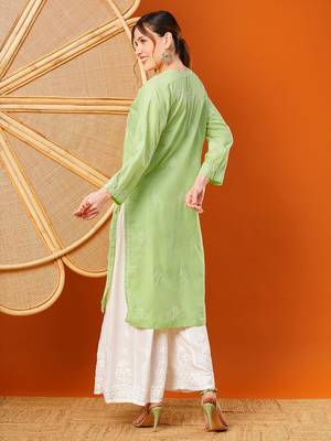 Hand embroidered green cotton lucknowi chikankari straight kurta 2