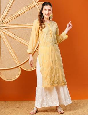 Hand embroidered yellow cotton lucknowi chikankari straight kurta 1