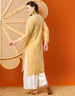 Hand embroidered yellow cotton lucknowi chikankari straight kurta 2