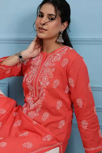 Hand embroidered carrot pink cotton lucknow chikan kurta