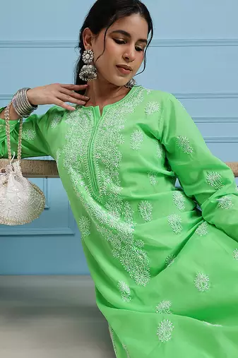 Hand embroidered green cotton lucknowi chikankari straight kurta